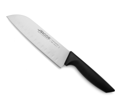 Couteau Santoku Arcos Beau couteau en acier inoxydable 135500 Nitrum et mango couteau en polypropylène avec lame de 18 cm sous blister.