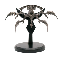 Couteau ou daga d'ornement et de collection avec 4 lames de 19 cm de longueur totale 