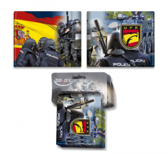 Cartera Barbaric UPR, medida cerrada 11 x 9,5 cm, presentación en blister