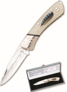 Navaja Artesanal ART-2 Miguel Nieto de 18,5 cms, con hoja de acero de 8 cms y mango de Resina de hueso y metacrilato con inserción de pluma natural con caja de presentación