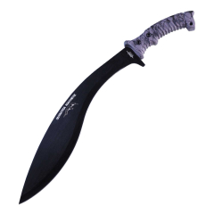 Machete Joker mit 15 cm Polymer-Griff. Machete mit 36 cm gebläuter Klinge. Inklusive Nylonscheide JKR0713. Gesamtlänge der Machete 49,5 cm.