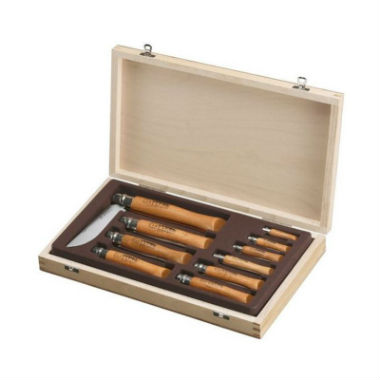 Opinel presenta una colección de navajas en un estuche de madera