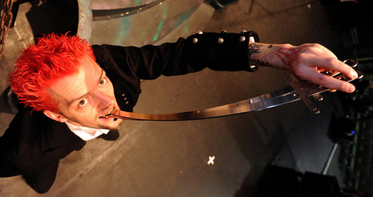 Tragador de espadas. Sepa un poco sobre este arte increíble